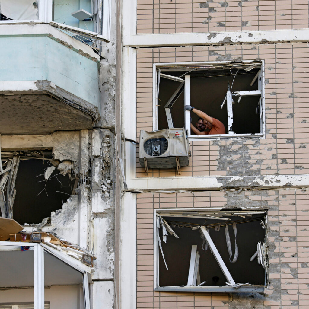 Wave of Ukrainian Strikes Kills at Least 4, Russia Says