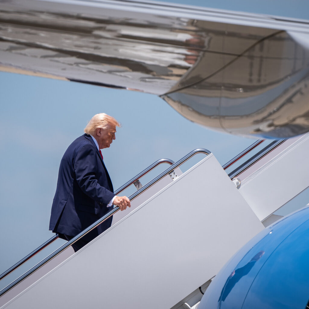 Trump Eyes a Piece of A.I. Giants
